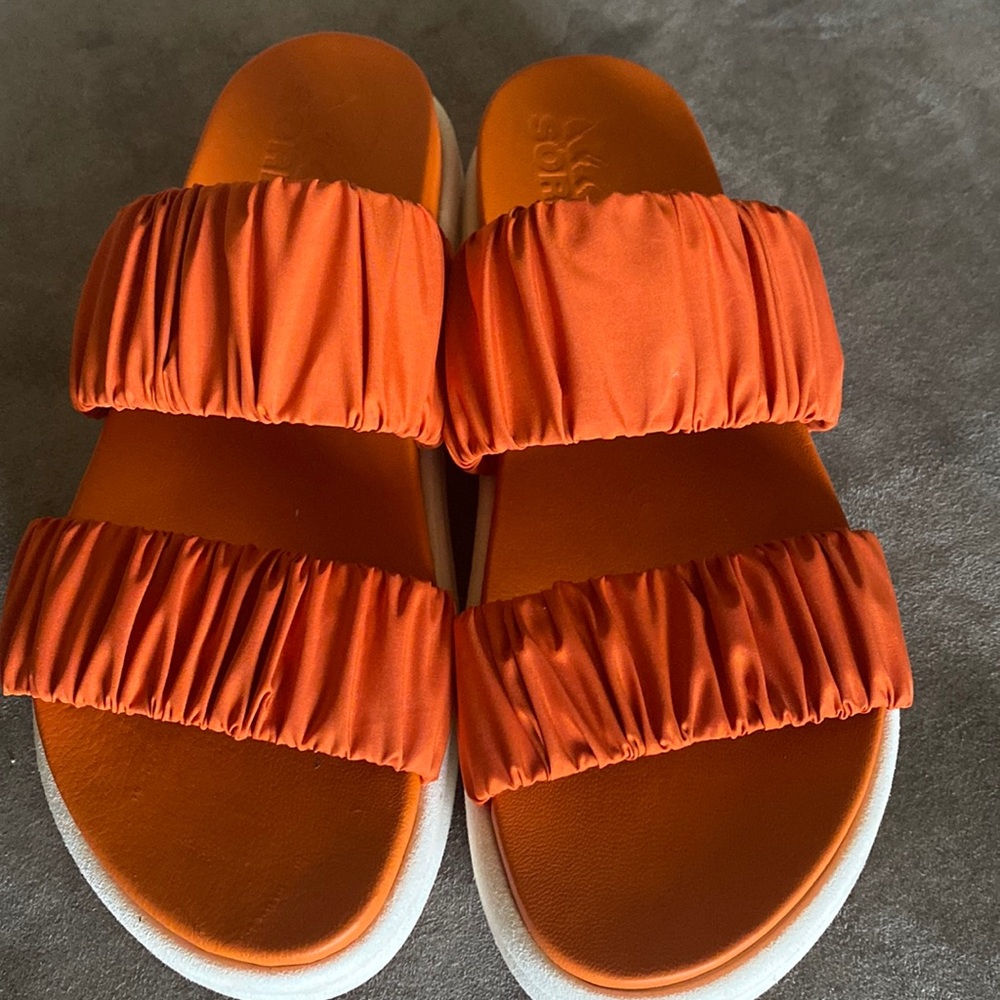 Like New! Sorel Women's Roaming Two Strap Slide Sandal Orange Ruched Size 7